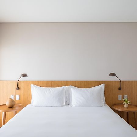 B Hotel Brasilia Bagian luar foto A bedroom at the hotel