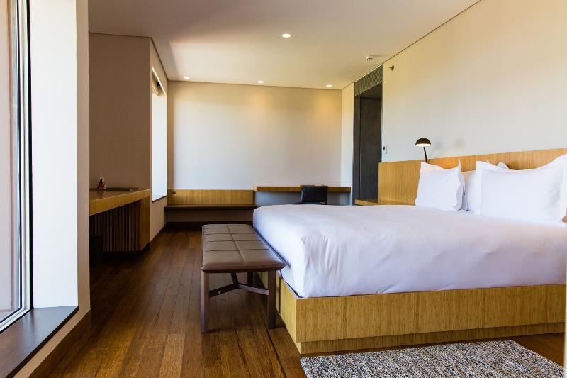 B Hotel Brasilia Bagian luar foto A room at the hotel
